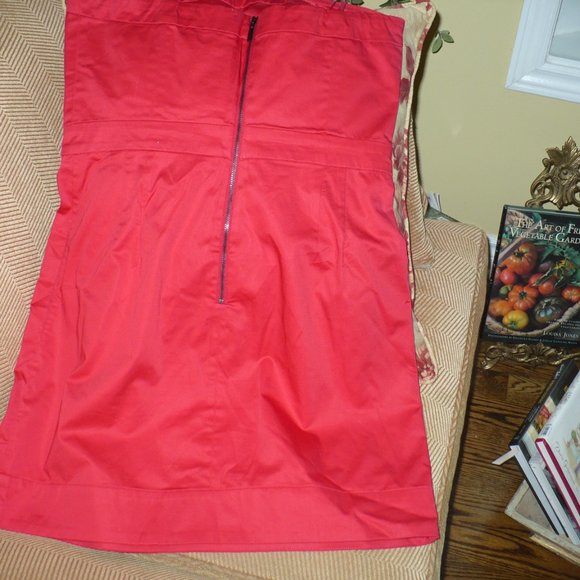 DESIGNER - JACOB RED STRAPLESS COCKTAIL DRESS - Picture 2 of 4
